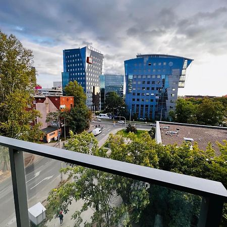 Property Apart - Legnicka Business Center ヴロツワフ エクステリア 写真